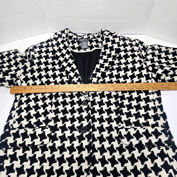 George Black and White Houndstooth Blazer - Picture 9 of 13